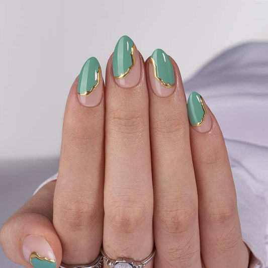 Goldilocks Press On Nails